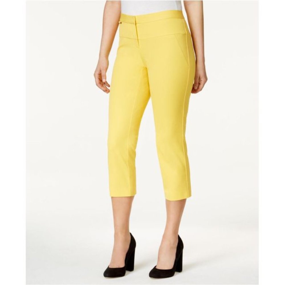 !!~ Yellow Petite Hardware Capri Slack Pants ~!!